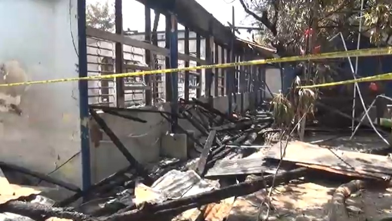 Kebakaran SMPN 8 Makassar Terekam CCTV,  Percikan Api Muncul dari Kipas Angin