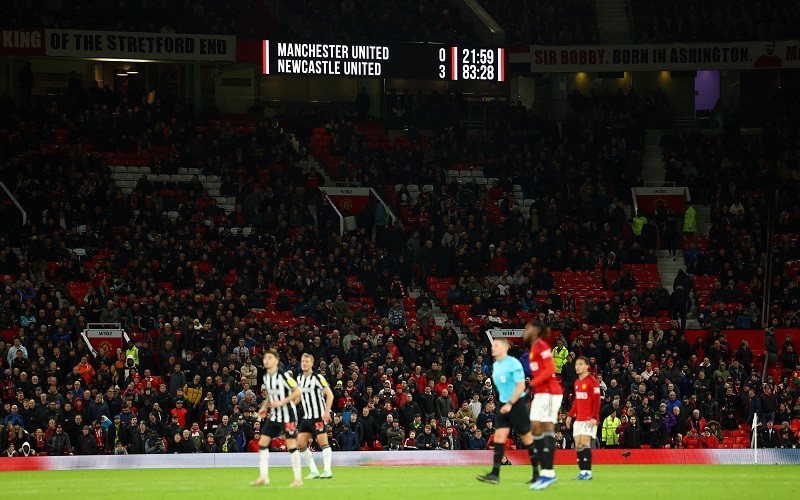 Dipermalukan Newcastle, Man United Cetak Rekor Kandang Terburuk