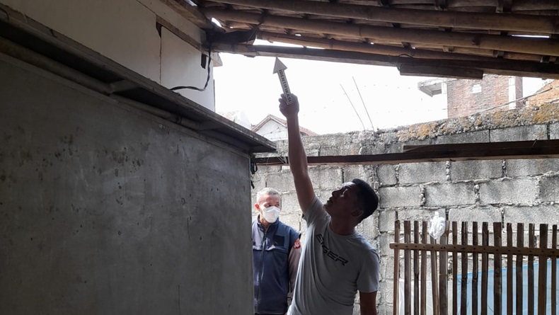 Garut Gempar, Pria Lansia Ditemukan Tewas Tergantung di Halaman Rumah