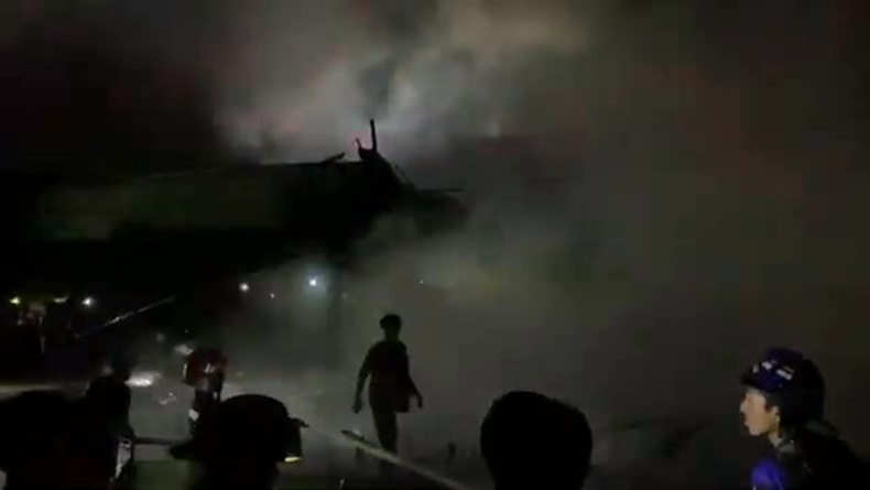 Diduga Korsleting Listrik, Sejumlah Rumah Kayu di Palangka Raya Ludes Terbakar