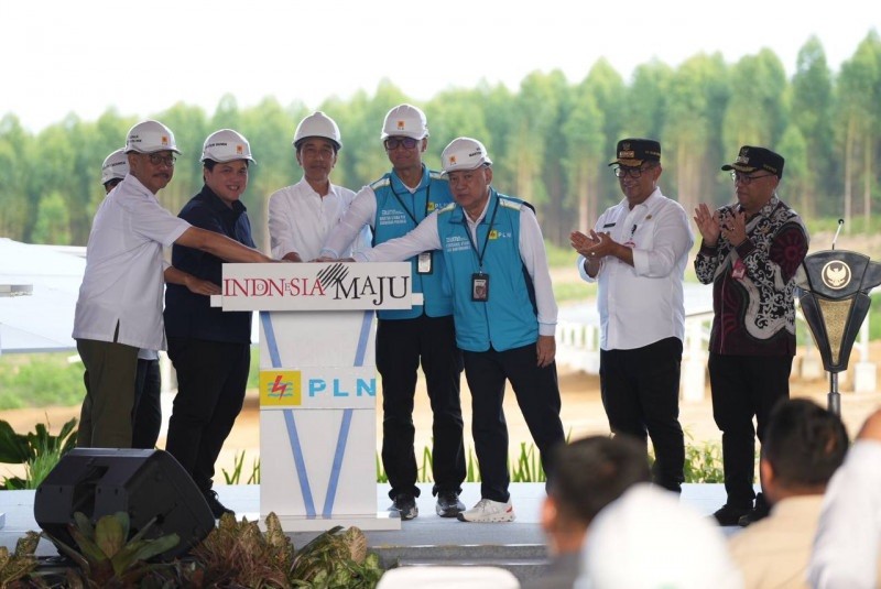 Groundbreaking Proyek PLTS PLN di IKN, Jokowi: Mampu Produksi Energi Hijau 93  GWh