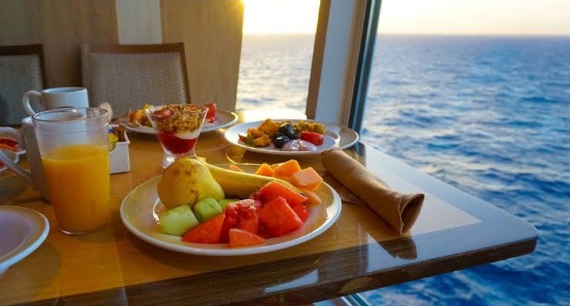 Travelling dengan Kapal Laut, Pastikan Hidangan Makanan yang Disajikan Tersertifikasi 