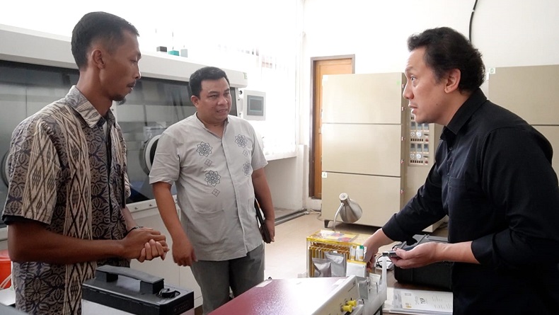 Stafsus Jokowi Ungkap Pemerintah Dorong Adanya Fasilitas Uji Baterai Kendaraan Listrik