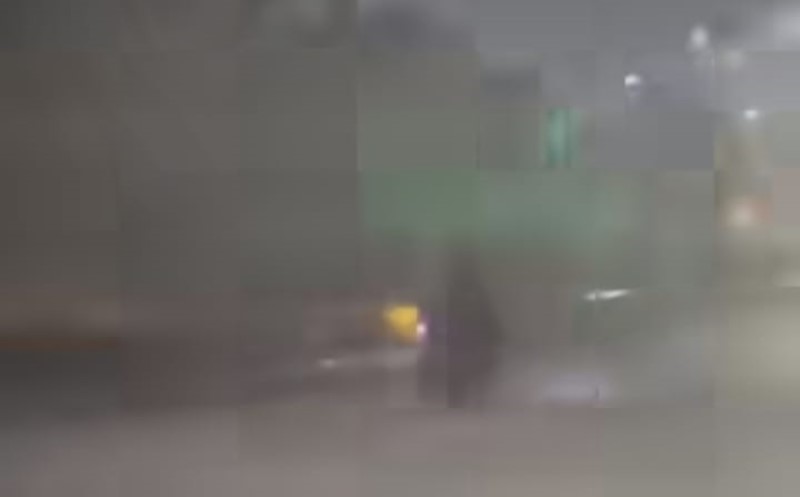 Pemotor Masuk Tol Cimanggis saat Hujan Deras, Diduga akibat Jarak Pandang Terbatas