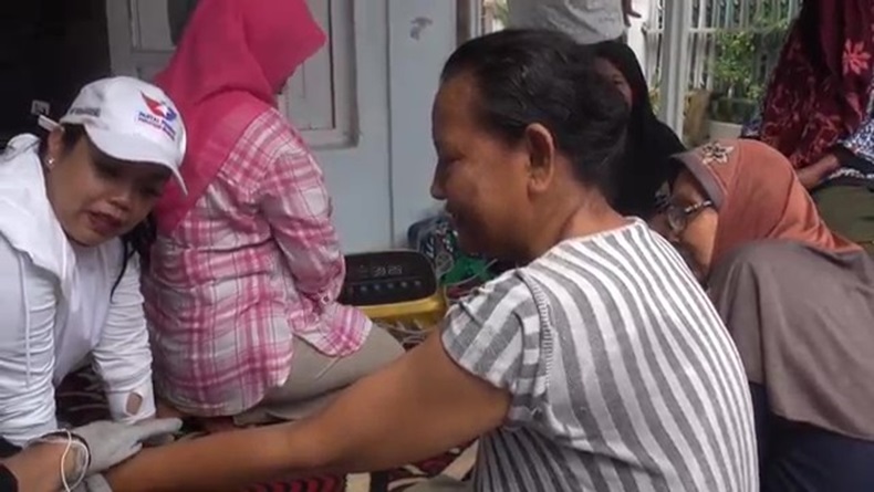 Caleg DPR Partai Perindo Beri Layanan Kesehatan Gratis untuk Warga Pamanukan Subang