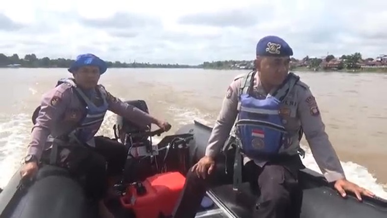 Pekerja Tambang Emas Sintang Tertimpa Tiang, Hilang Tenggelam Terbawa Arus Sungai 