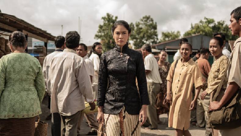 Sinopsis Gadis Kretek, Serial Teratas Netflix Dian Sastro yang Sedang Viral 