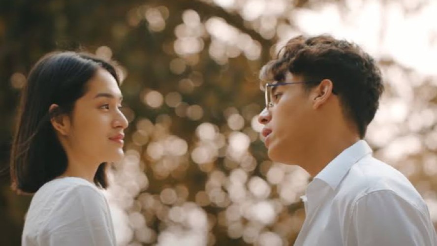 Berpisah, Jeanne Ketahuan Unfollow Ardhito Pramono di Instagram