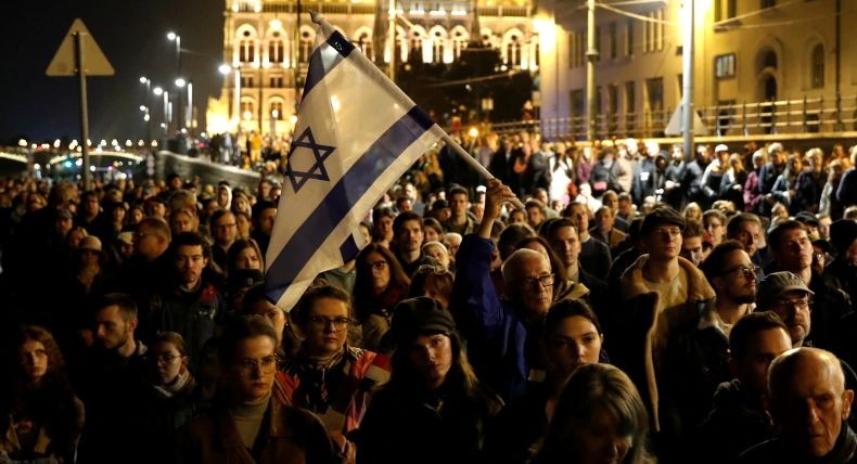 Bentrok Demonstran Pro-Palestina dan Pro-Israel di AS, Pria Yahudi Tewas Terjatuh