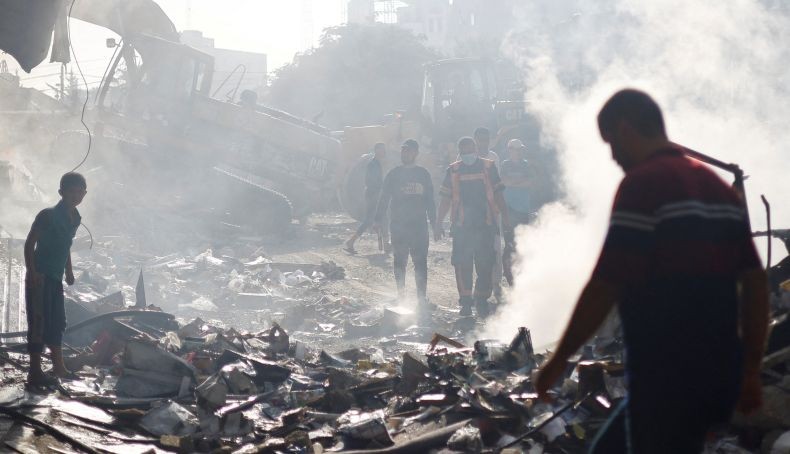Israel Bombardir Permukiman di Gaza Selatan, 32 Warga Palestina Gugur