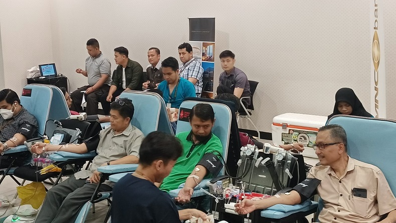 Ratusan Karyawan Donor Darah di MNC Peduli Love Donation