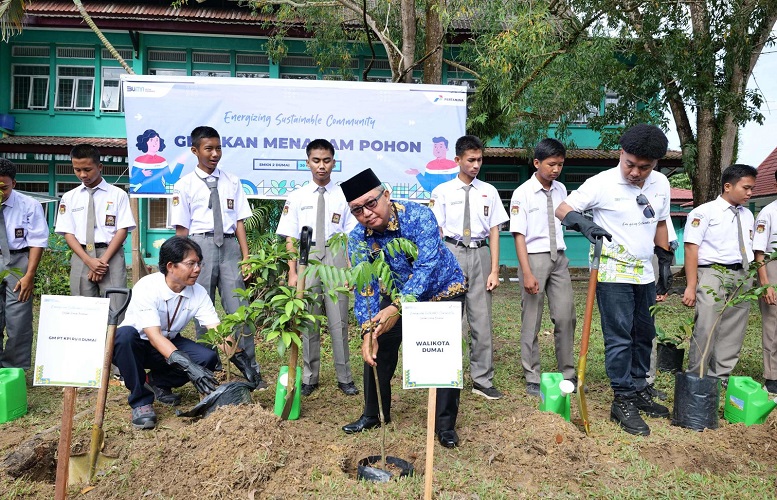 Ajak Generasi Muda Peduli Lingkungan, Pertamina Galakkan Program SEB di SMKN 2 Dumai