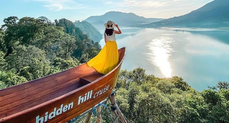 Kampung Unik di Bali, Ada Tempat Angker kini Jadi Destinasi dengan Pemandangan Mirip Lukisan 