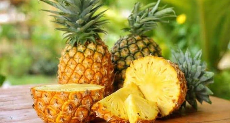 Tips Potong Nanas tanpa Dikupas, Lebih Cepat dan Sederhana!