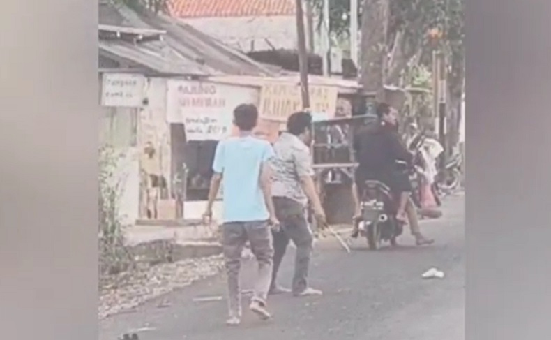 Carok Berdarah, Pria di Bangkalan Luka Parah Dibacok Celurit 2 OTK