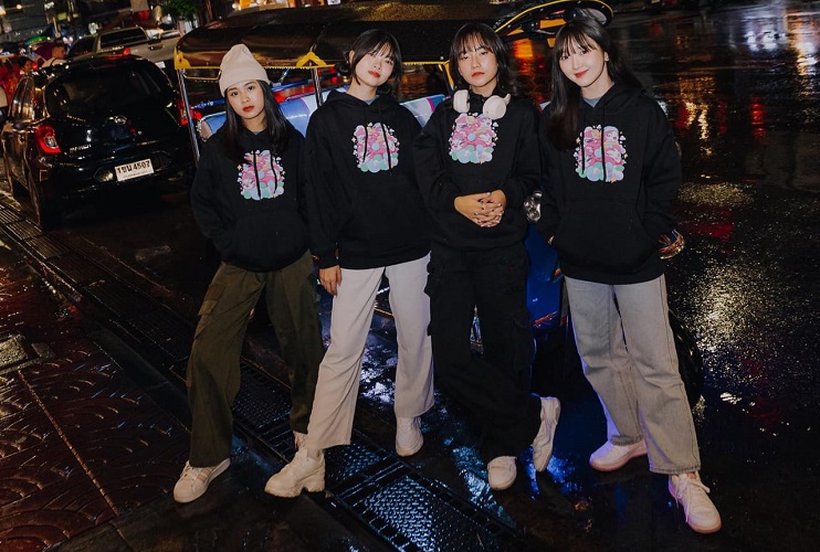 Erigo Hadirkan Koleksi Terbaru, Kolaborasi Bersama JKT48 Hanya di Shopee 11.11 Big Sale