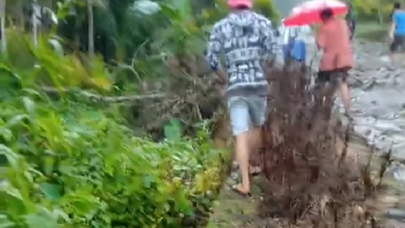 Pelajar Hanyut Terbawa Arus Air Parit saat Bermain, Ditemukan Tak Bernyawa