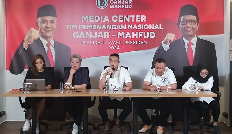 Aiman Terima Sejumlah Informasi Aparat Tak Netral: Jangan Curang, Kami Tidak Diam!