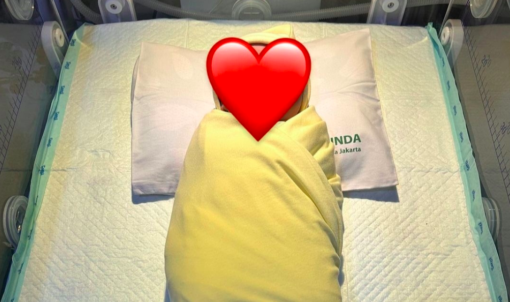 Wajahnya Masih Rahasia, Thariq Halilintar Unggah Foto Anak Kedua Atta dan Aurel Hermansyah