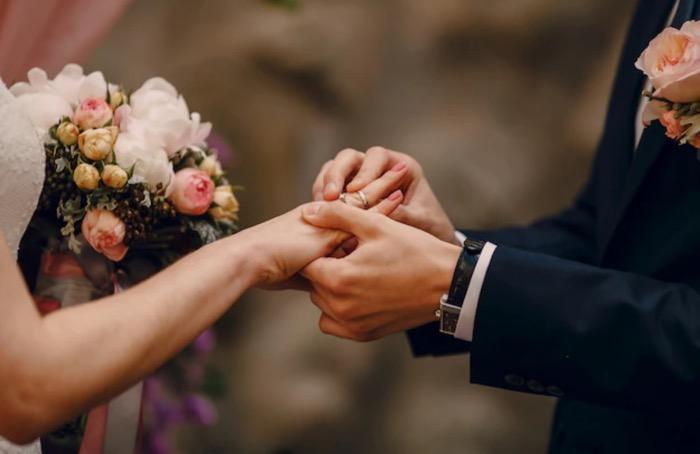 9 Rincian Biaya Nikah Sederhana yang Bisa Hemat Pengeluaran, Cek di Sini!   