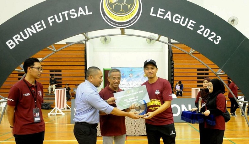 Indonesia Bangga! Wahyu Triyanto Pelatih Terbaik Liga Futsal Brunei 2023 