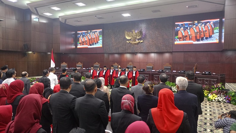 Suhartoyo Resmi Jabat Ketua MK