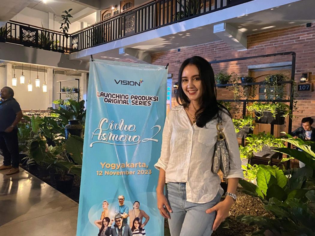 Main di Series Cidro Asmoro 2, Host Cantik Jodilee Warwick Bakal Beradu Akting dengan Ndarboy