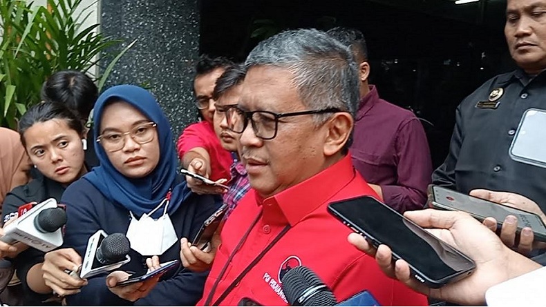 Hasto Tegaskan Ganjar-Mahfud Lahir dari Gerakan Rakyat Otentik, Bukan Permainan Institusi