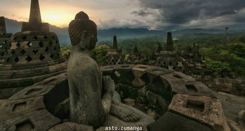 Dukung Pariwisata Magelang, Tenaga Pengajar di Area Wisata Borobudur Diberi Pelatihan Bahasa Inggris