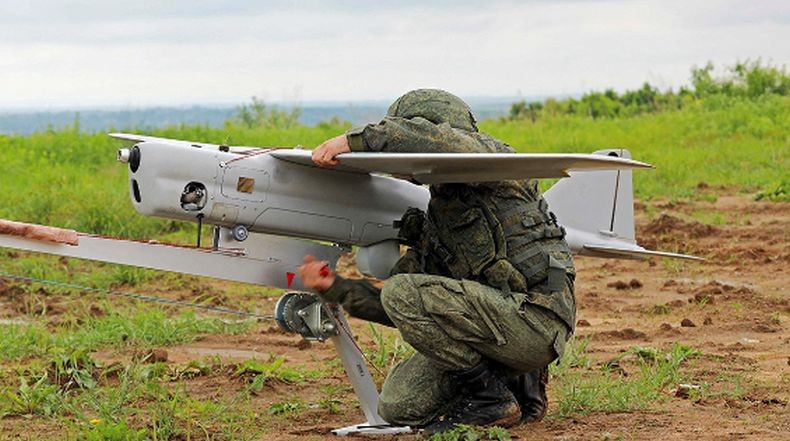 Siswa SMA di Rusia Bakal Dilatih Operasikan Drone Tempur