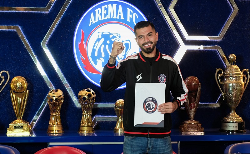 Arema FC Resmi Rekrut Gelandang Kolombia, Bisa Main di 2 Posisi