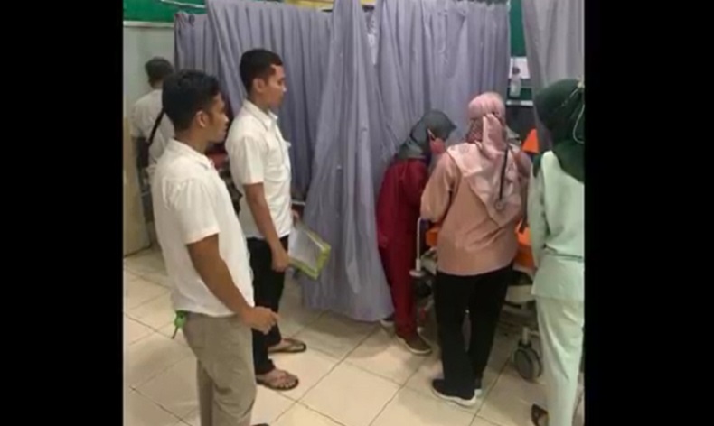 Tak Terima Ditegur, Siswa SMP di Lamongan Bacok Guru hingga Jari Nyaris Putus