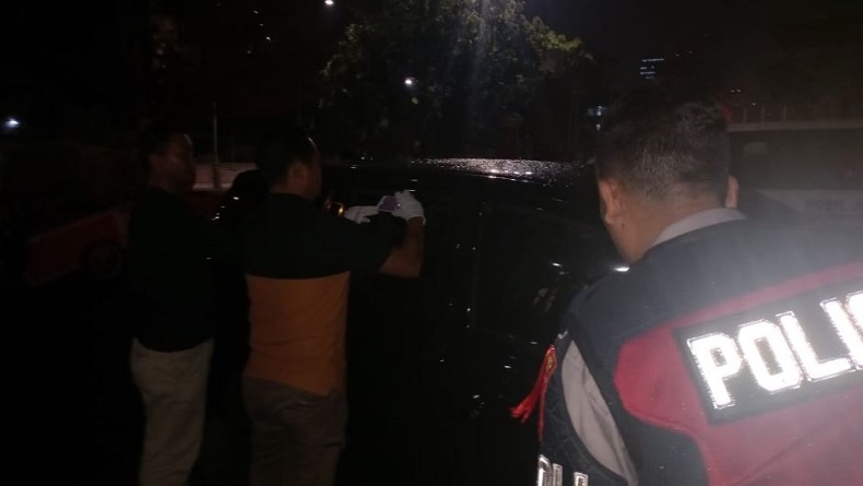 Driver Taksi Online Tewas Membusuk dalam Mobil di Mampang Prapatan, Diduga Sakit