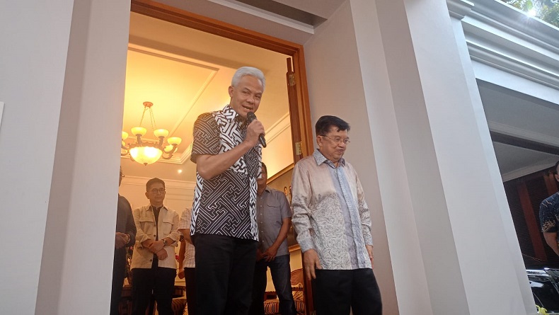 Kelakar Ganjar ke JK: Dukung Saya Juga Boleh Pak