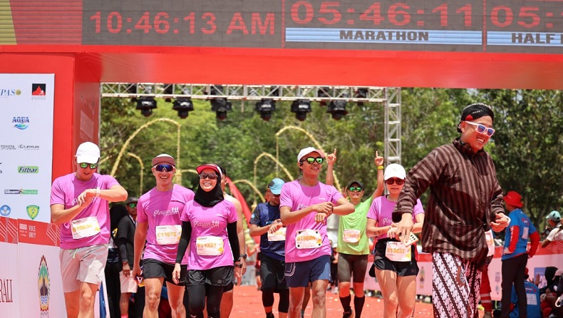Siti Atikoh Berhasil Tuntaskan Full Marathon 42 Km, Ini Tipsnya