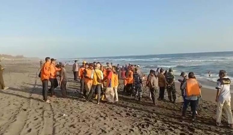 Tragis, Remaja 16 Tahun Hilang Terseret Ombak saat Mandi di Pantai Dewaruci Purworejo