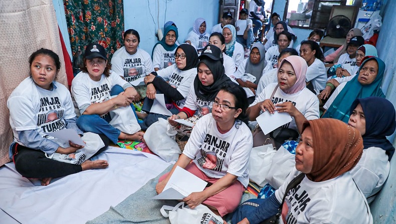 Relawan Mak Ganjar Blusukan di Setiabudi, Sosialisasikan Ganjar-Mahfud ke Warga