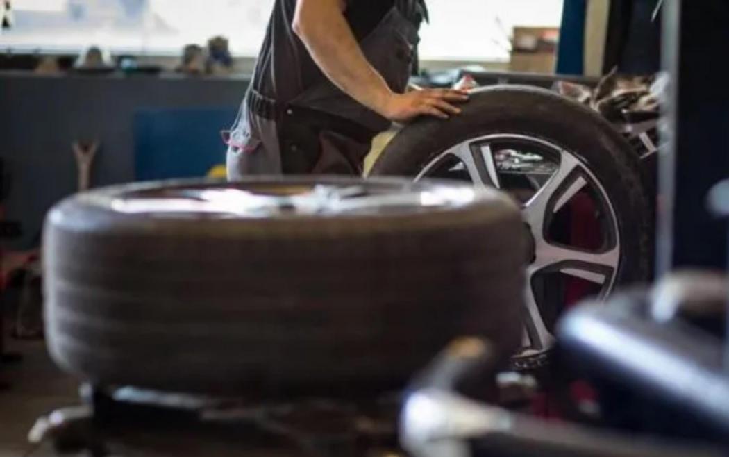 Kenali 4 Penyebab Ban Botak Sebelah, Perhatikan Tekanan Angin