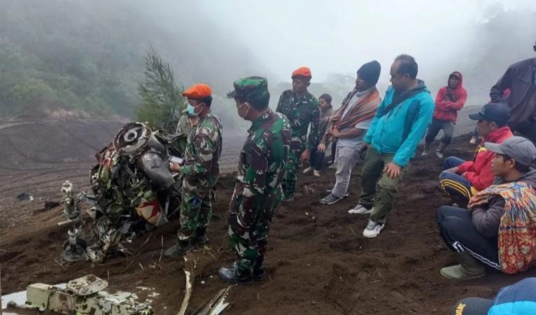 TNI AU Pastikan Elemen Terpenting Pesawat Super Tucano yang Jatuh di Pasuruan Berhasil Dievakuasi