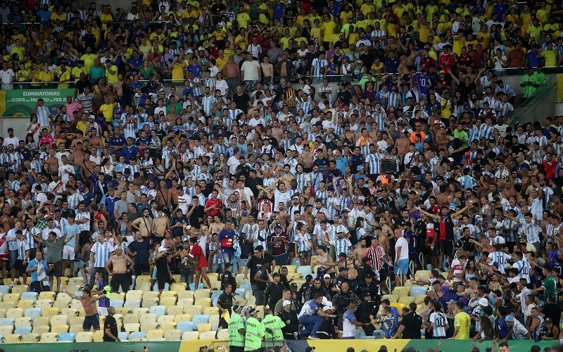 Terjadi Kerusuhan di Laga Brasil Vs Argentina, Lionel Messi Kecam Kepolisian Brasil