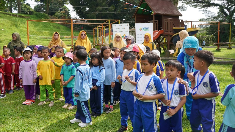 MNC Land dan MNC Peduli Ajak Anak-Anak Main dan Belajar di Lido Lake Resort