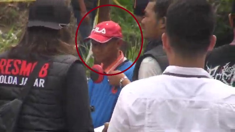 Rekonstruksi Pembunuhan Ibu dan Anak di Subang, Ratusan Warga Hujat Yosef
