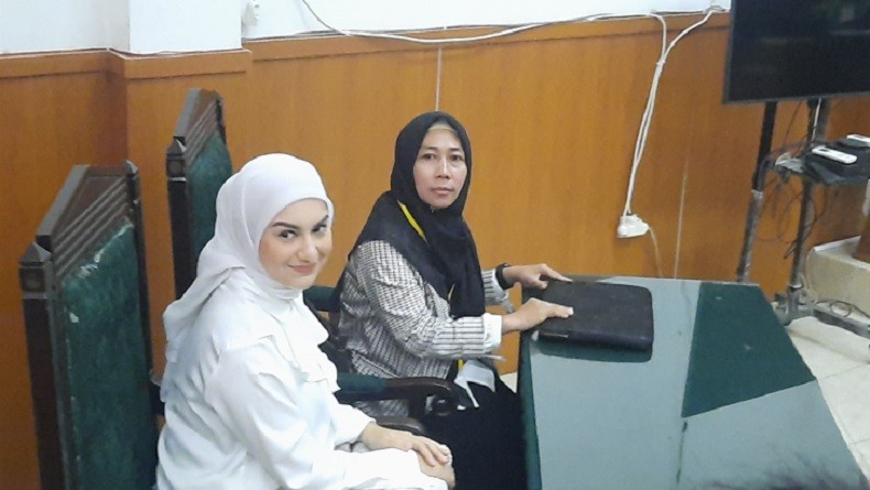 Irish Bella Hadiri Mediasi Sidang Cerai, Ammar Zoni Kembali Mangkir