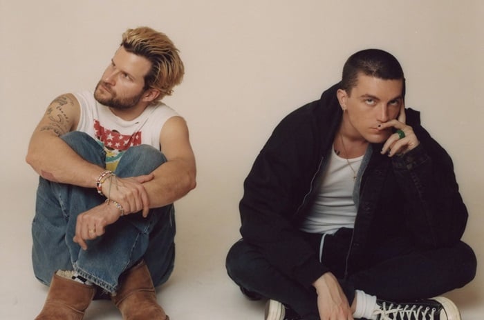 Makna Lagu I Pray - LANY dan Terjemahan Lirik Lagu
