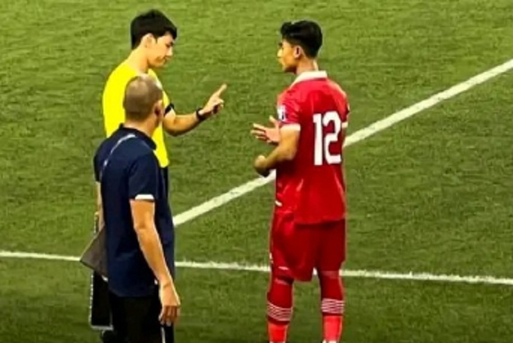 Viral Pratama Arhan Disuruh Wasit Copot Cincin Kawin, Komentar Netizen Bikin Ngakak