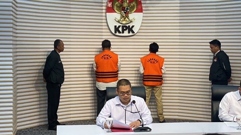 Kasus Korupsi Dana PEN, KPK Tahan Bupati Muna La Ode Muhammad Rusman 