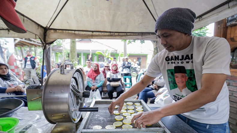 Ganjar Sejati Bantu Warga Bandung Barat Majukan Produk Lemon Kering