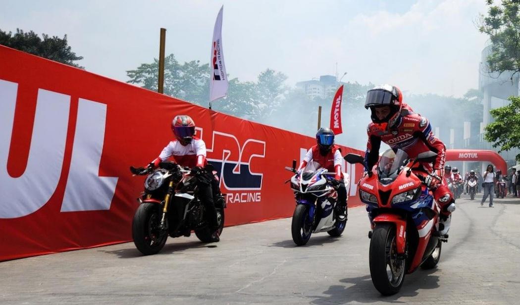 Motul Ajak Pembalap HRC Riding Bareng Komunitas Motor di Jakarta
