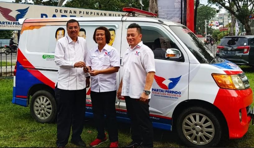 Beri Ambulans ke DPD, Ketua DPW Partai Perindo Sumut Rudi Zulham: Bantu Masyarakat Kota Medan