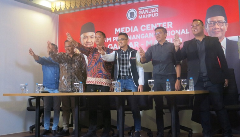 1.000 Pengacara Siap Dampingi Aiman Witjaksono Hadapi Laporan Polisi